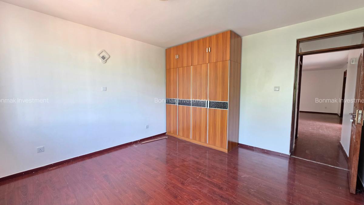2 Bed Apartment with En Suite at Mbaazi Road. - 3