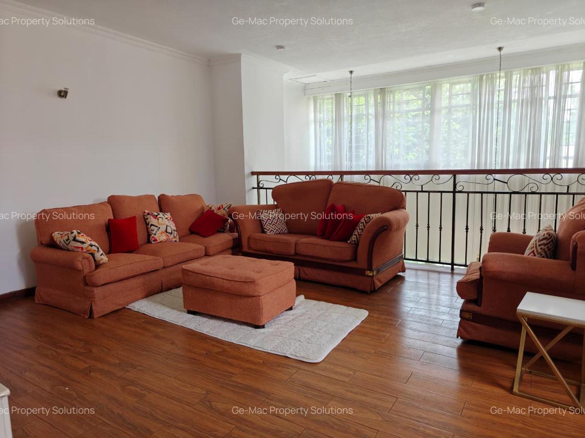 5 Bed House with En Suite in Runda - 7