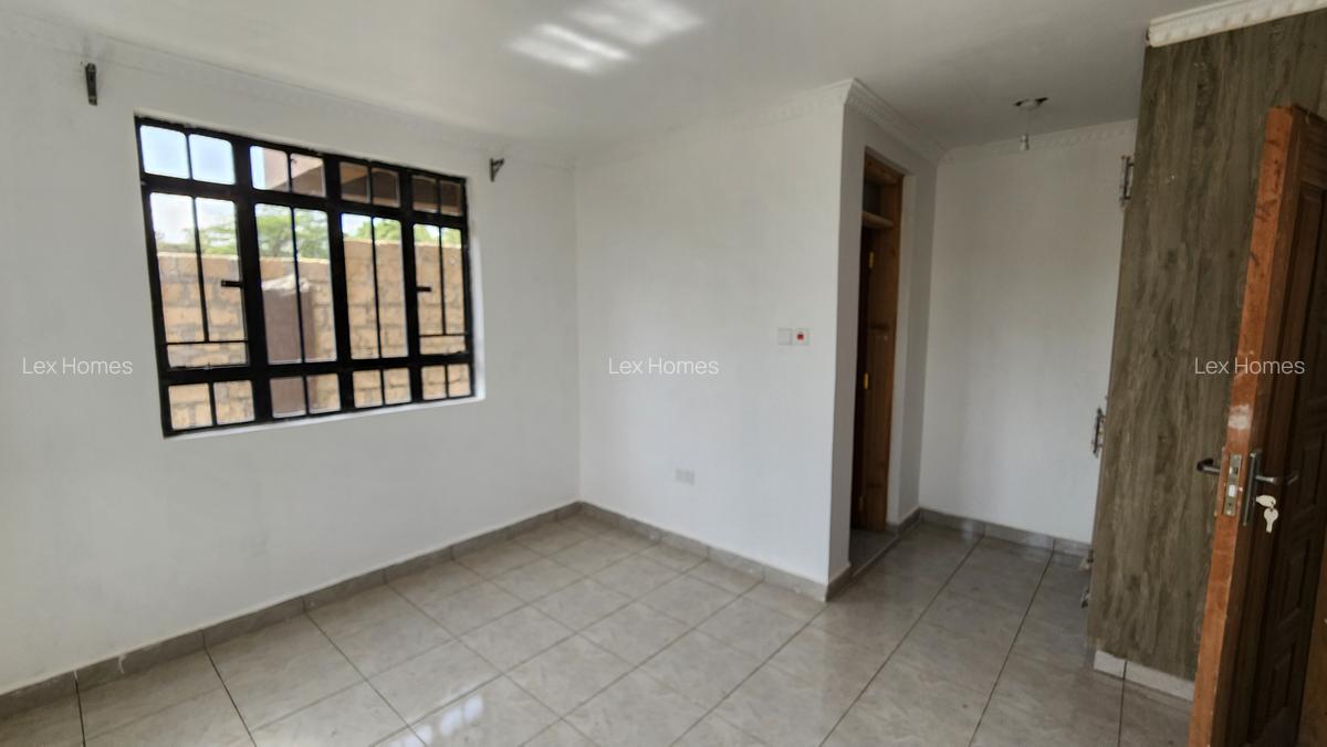 4 Bed House with En Suite at Rimpa - 11