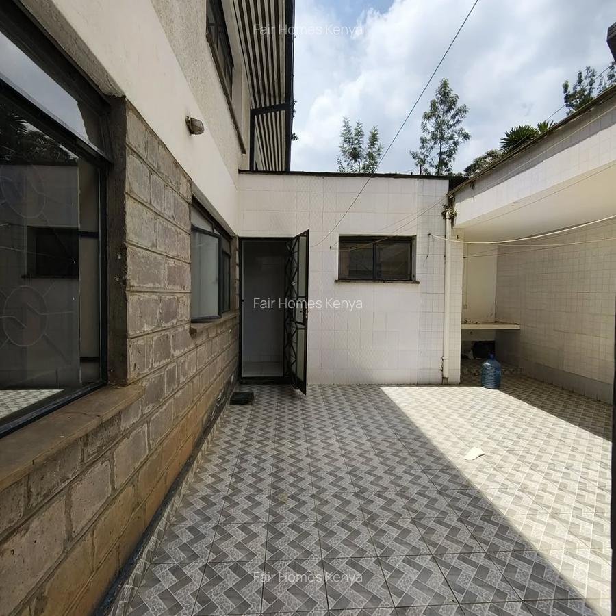 4 Bed Townhouse with En Suite at Lavington Maziwa - 12