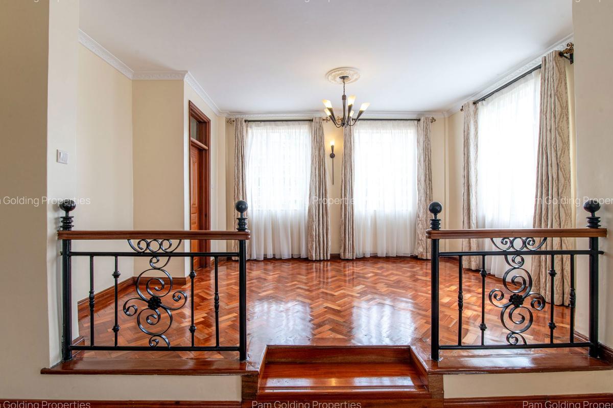 4 Bed House in Runda - 4