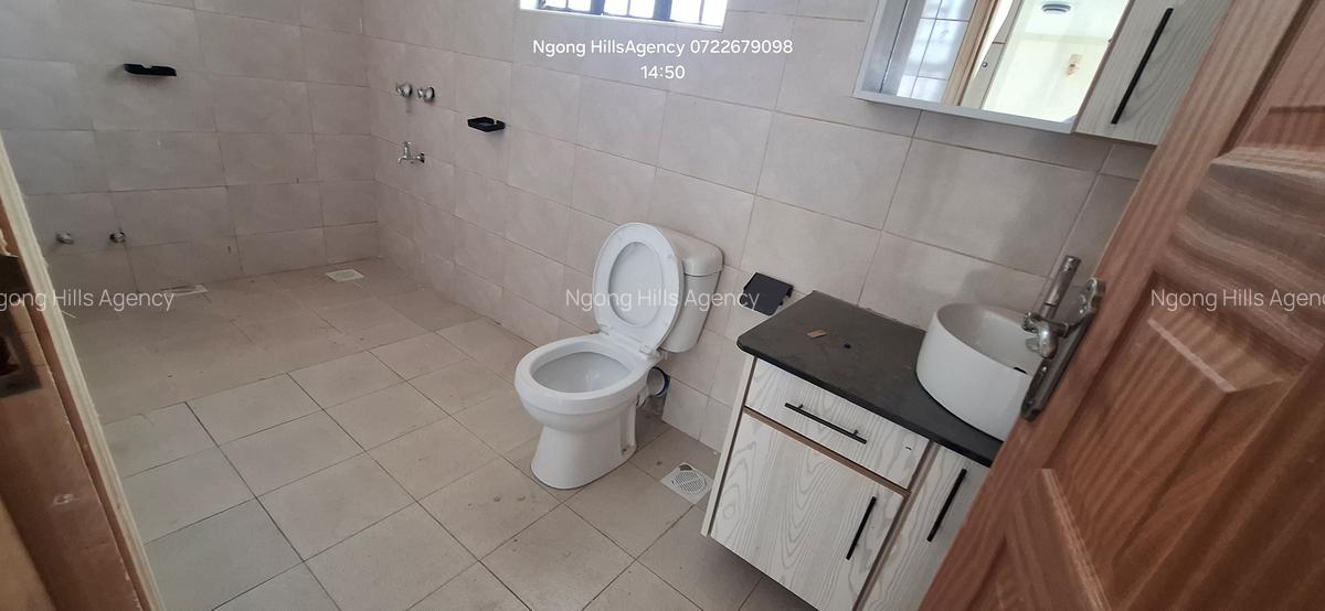 4 Bed Townhouse with En Suite at Rimpa - 17