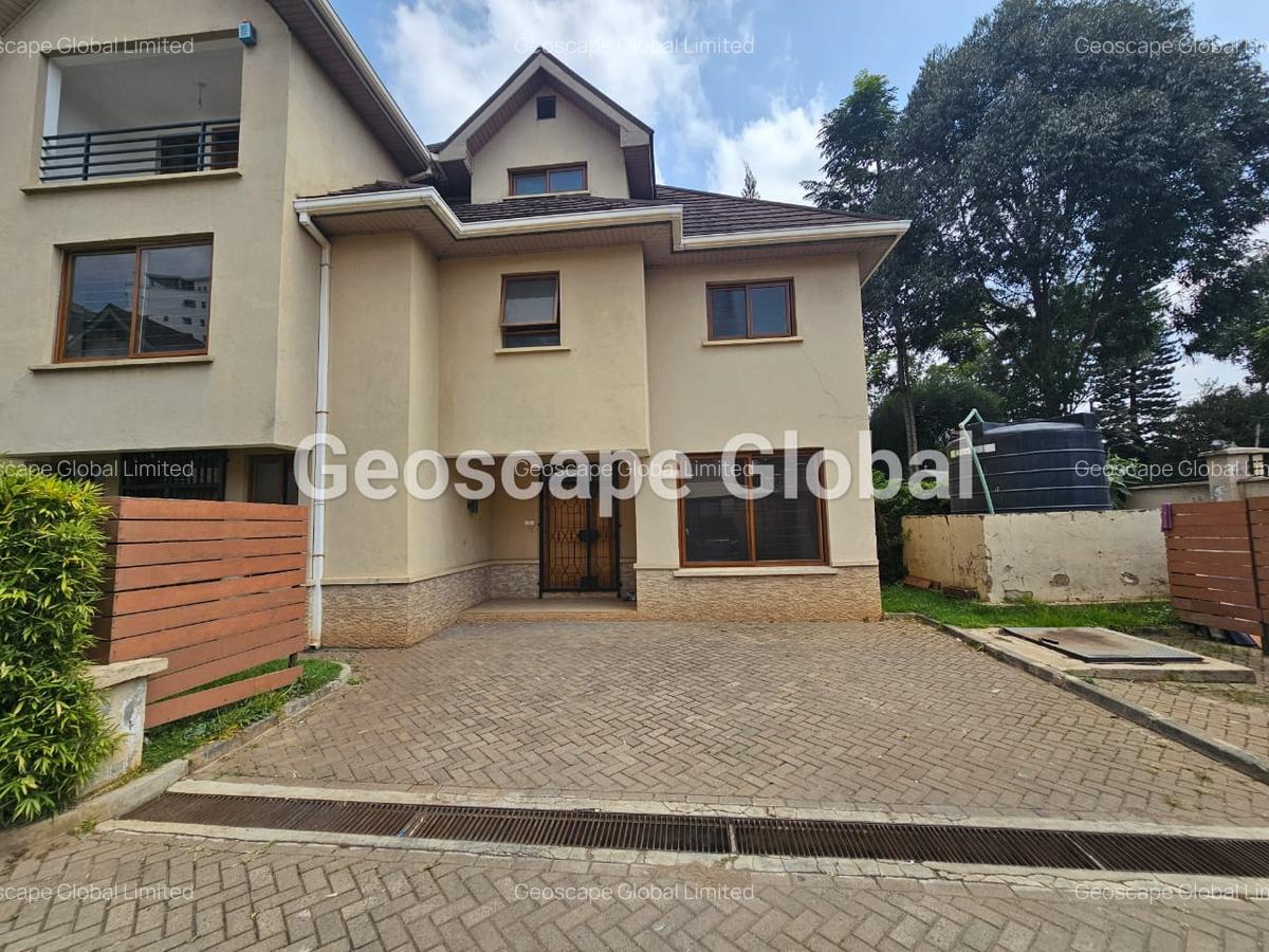 5 Bed Townhouse with En Suite in Lavington - 3