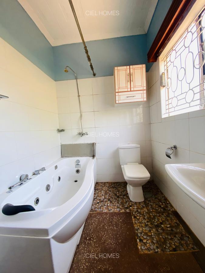 3 Bed House with Staff Quarters in Runda - 15