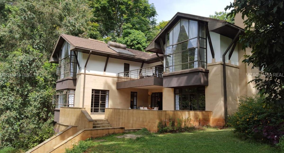 5 Bed Villa with En Suite in Rosslyn - 10