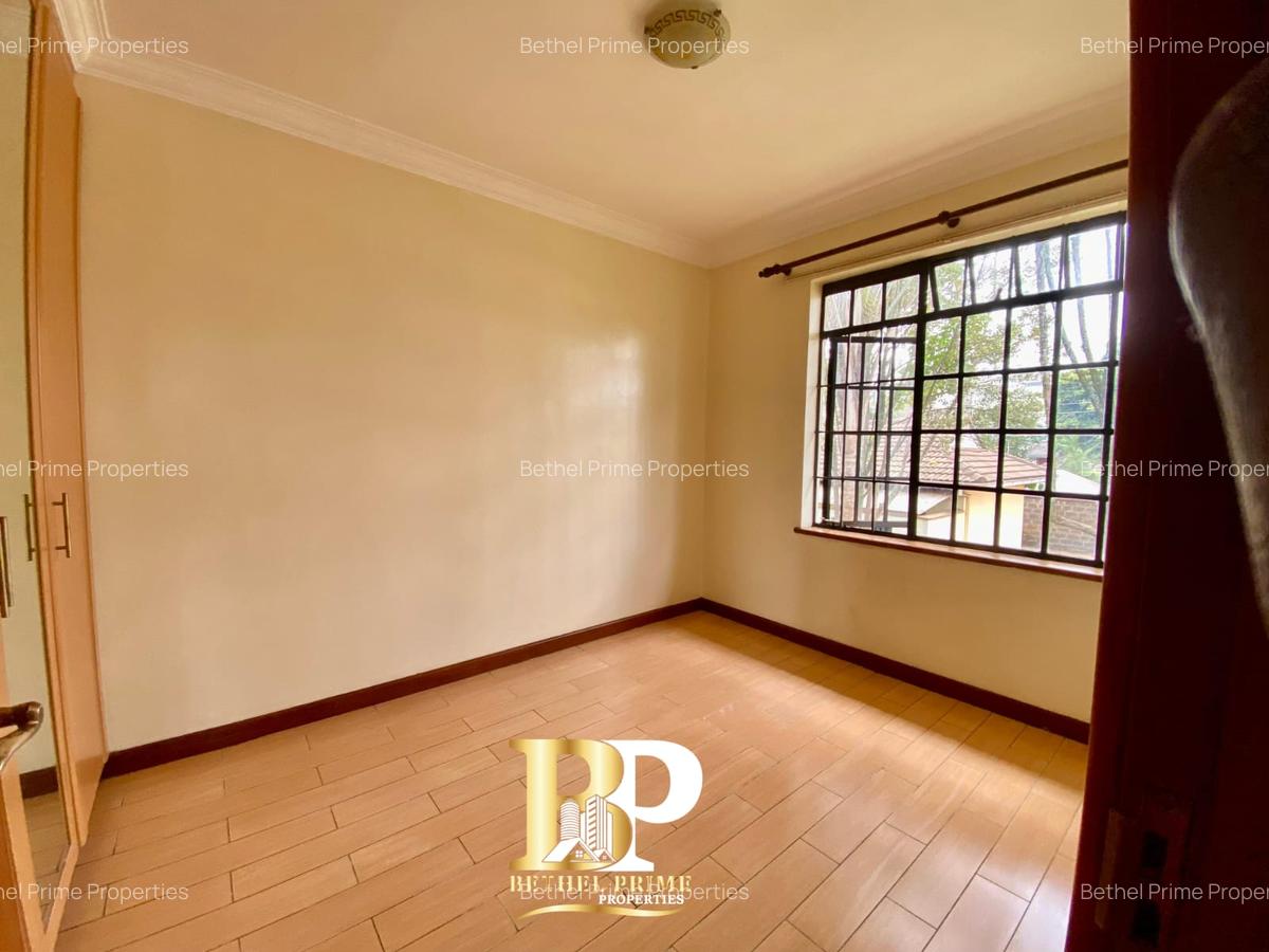 3 Bed Townhouse with En Suite in Lavington - 7