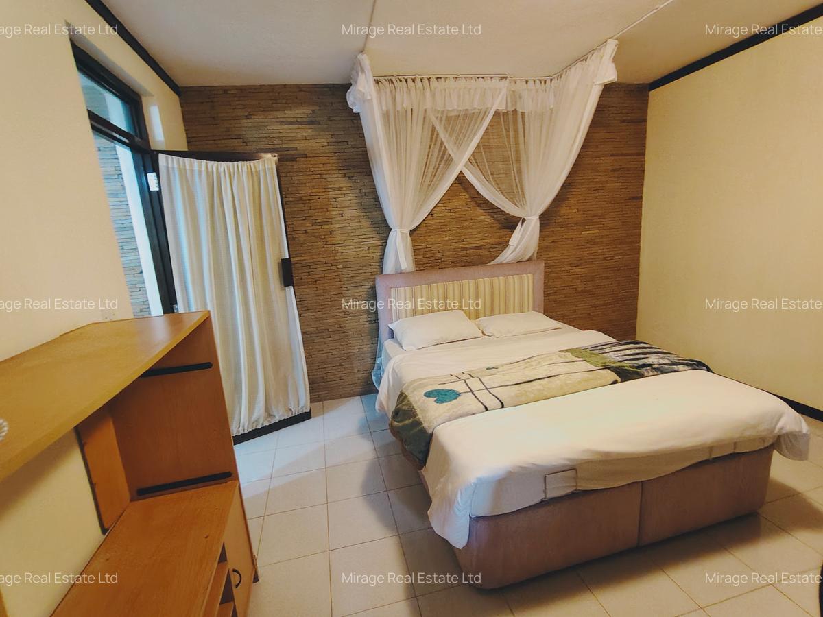 Serviced 1 Bed Apartment with Swimming Pool in Riverside - 9