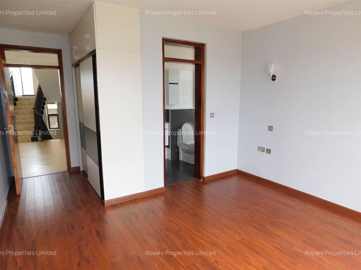 4 Bed House with En Suite at Opposite Sabis School And Next To Elmasian Resort - 5