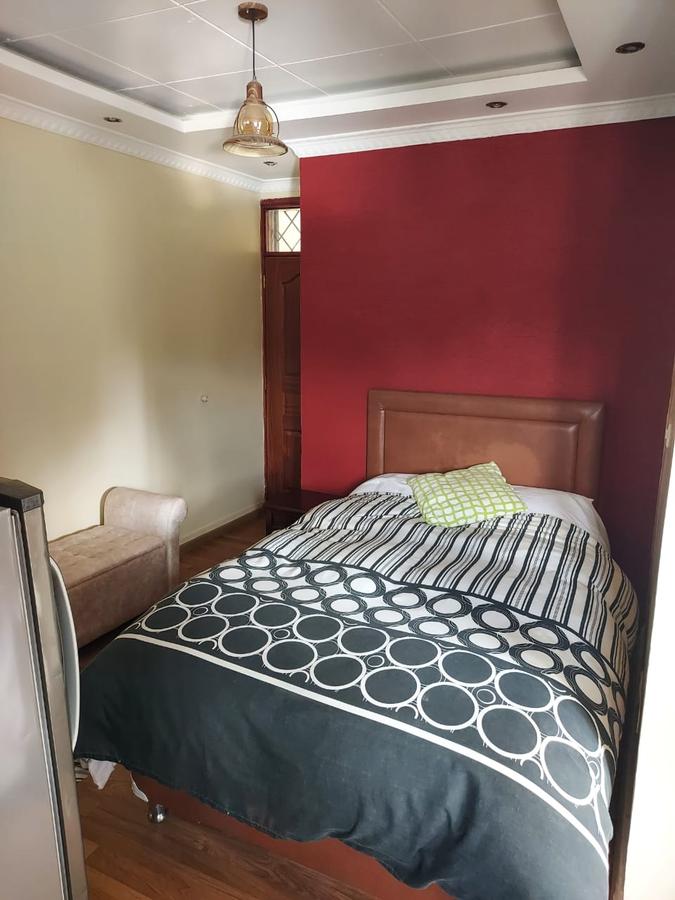 Serviced Studio Apartment with En Suite in Lavington - 1