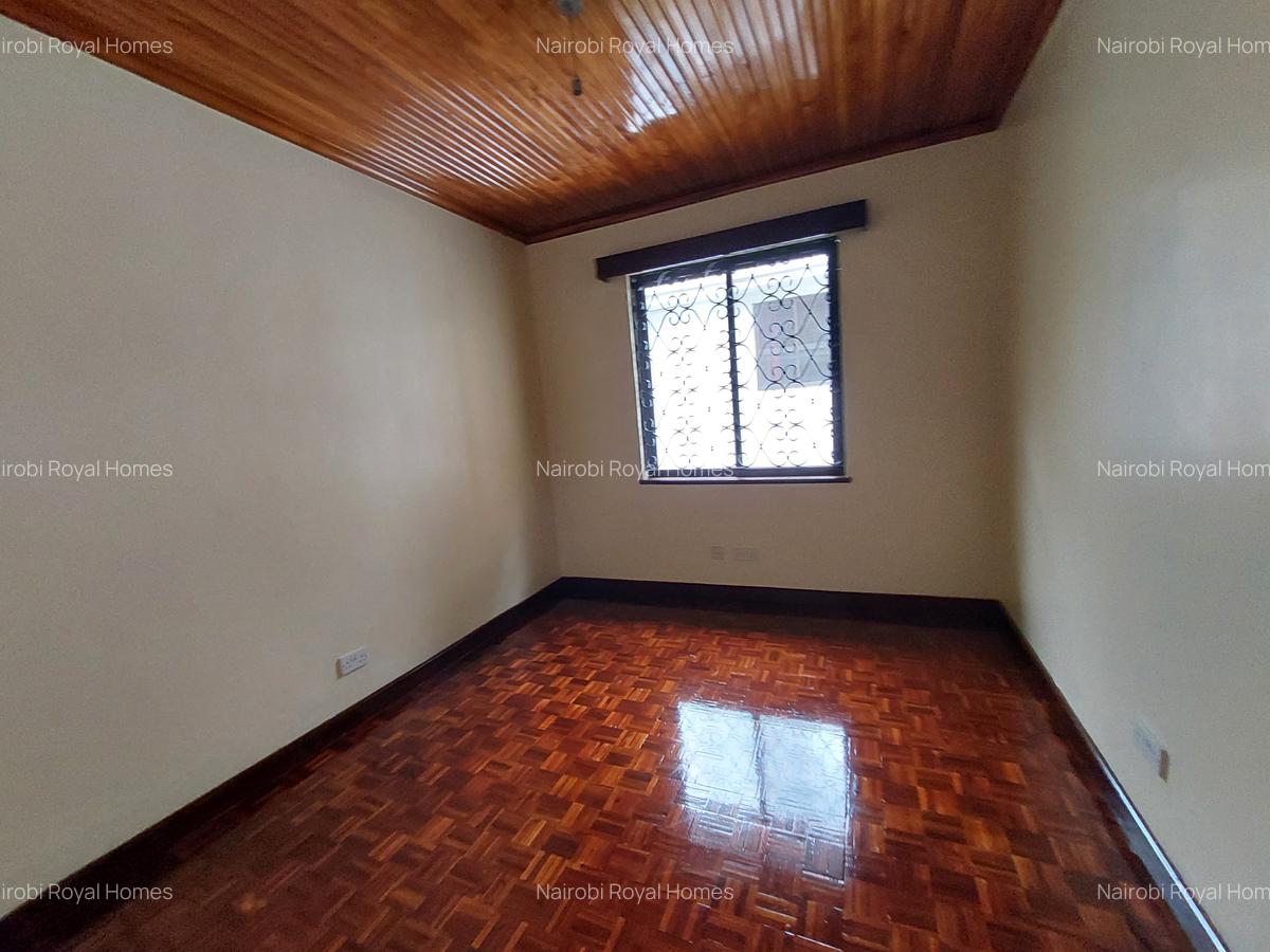 6 Bed Townhouse with En Suite at Kilimani Road - 12