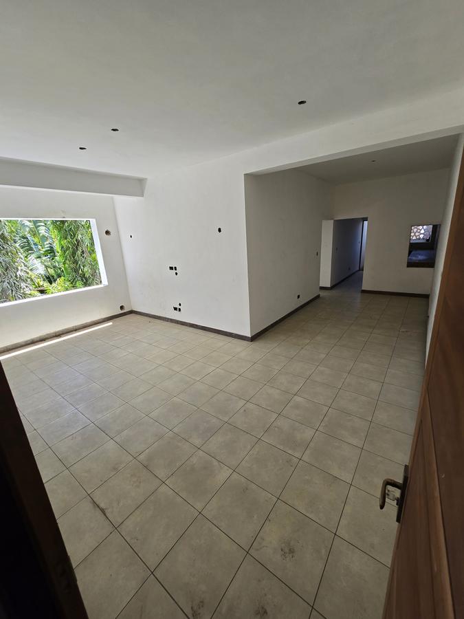 2 Bed Apartment with En Suite at Mtambo - 8