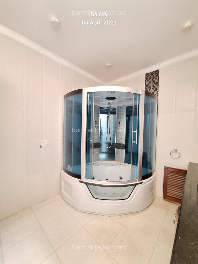 4 Bed Townhouse with En Suite at Kyuna Rise - 15