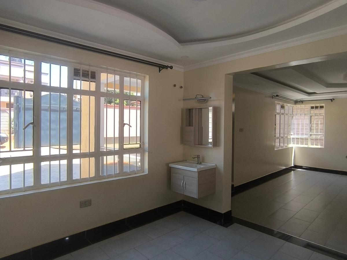 4 Bed Villa with En Suite in Ruiru - 4