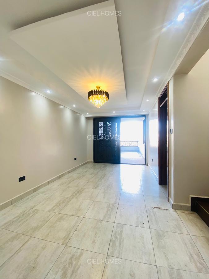 4 Bed Villa with En Suite at Eastern Bypass - 10