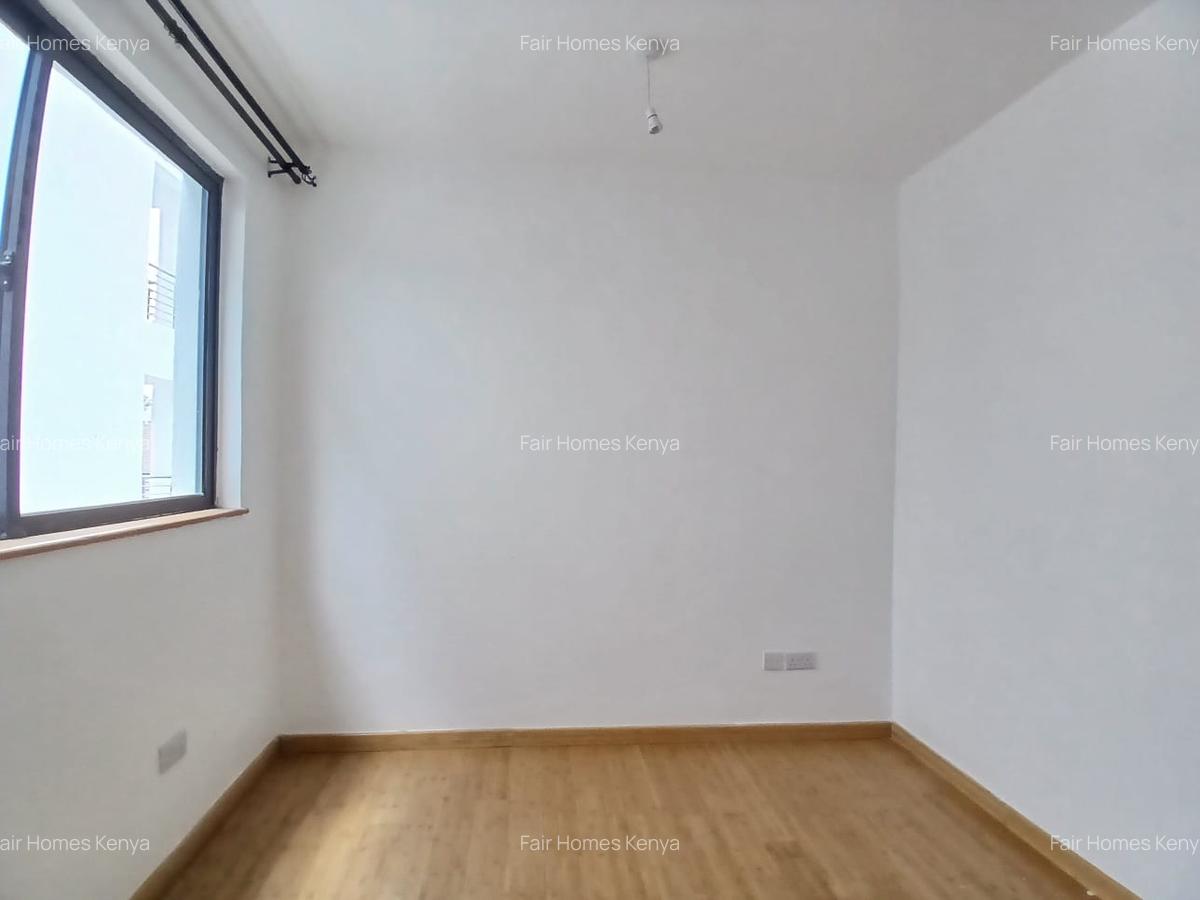 4 Bed Townhouse with En Suite at Convent Drive - 14