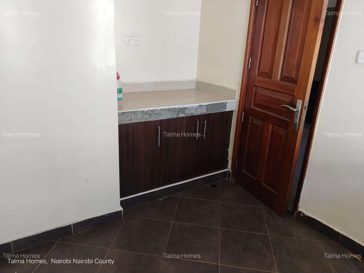 3 Bed Apartment with En Suite at Off Rhapta Road - 5