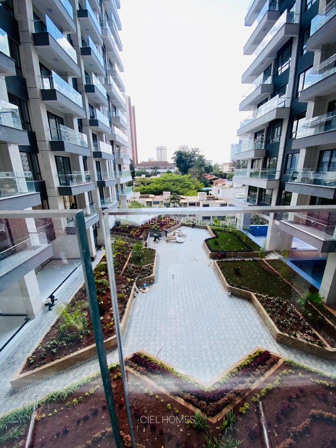 1 Bed Apartment with Swimming Pool at George Padmore - 15