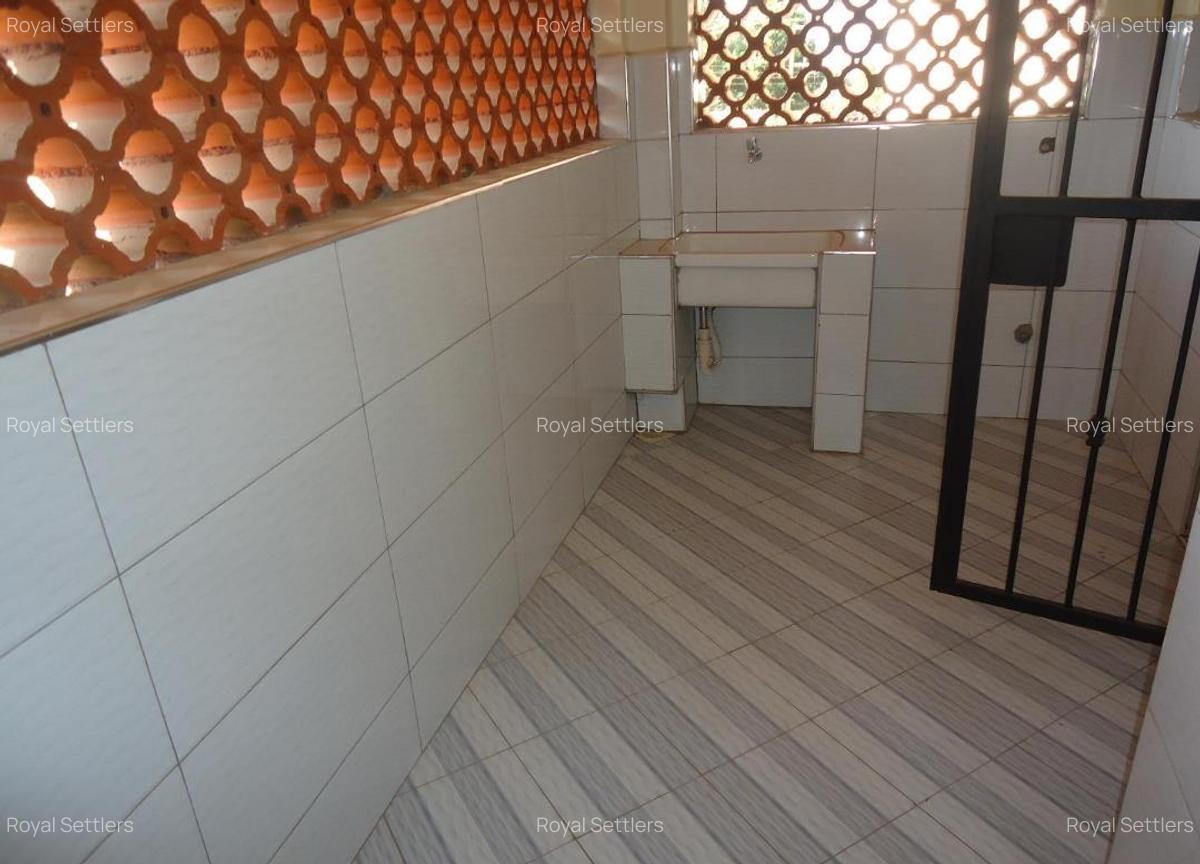 2 Bed Apartment with En Suite at Waiyaki Way - 5