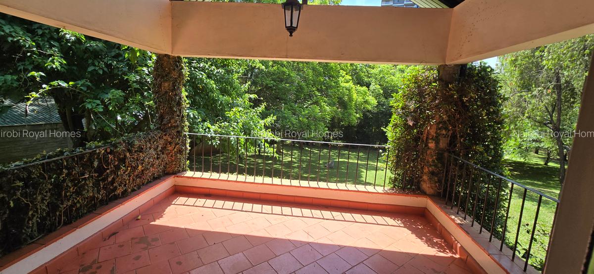 5 Bed House with En Suite at Jacaranda Avenue - 18