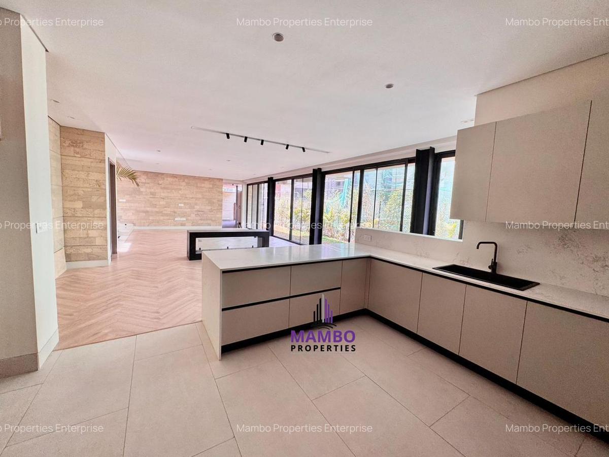 5 Bed Townhouse with En Suite at Grevillea Grove - 4