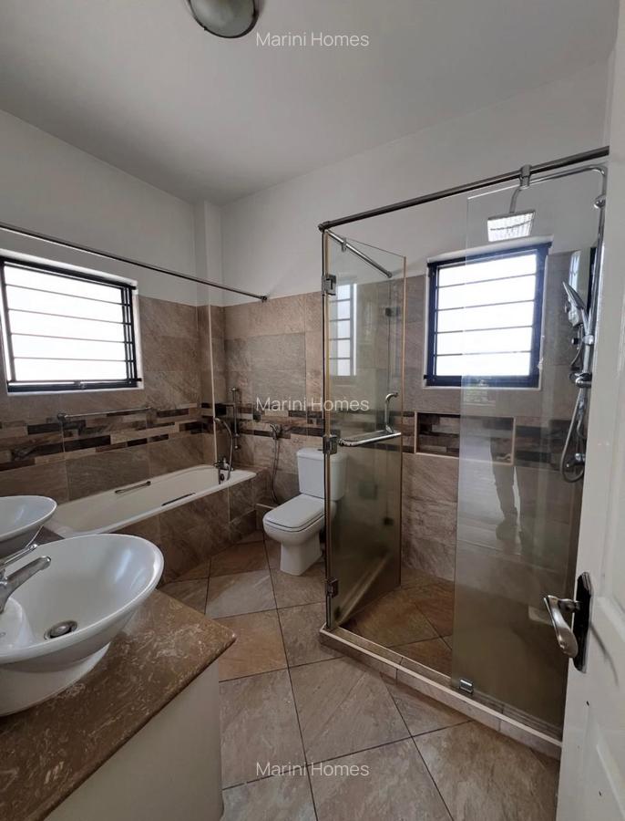 3 Bed Apartment with En Suite in Westlands Area - 7