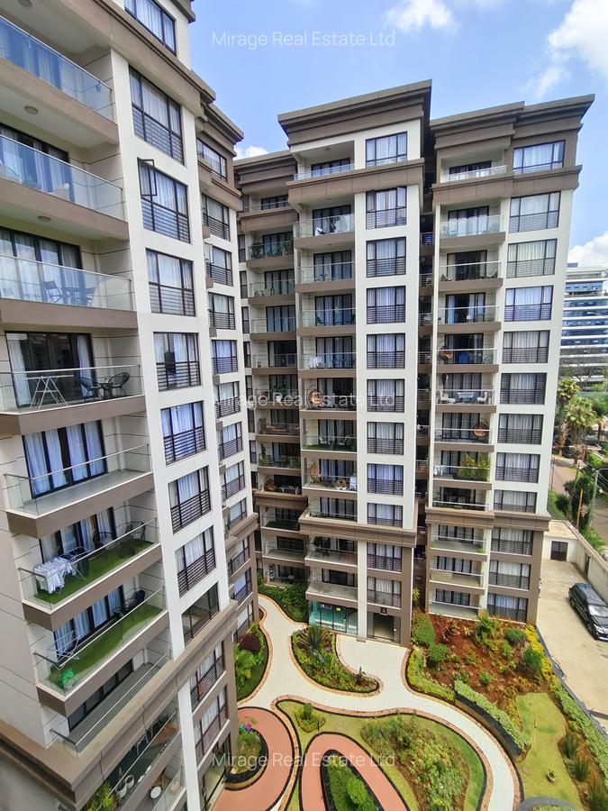 1 Bed Apartment with Swimming Pool in Riverside - 2