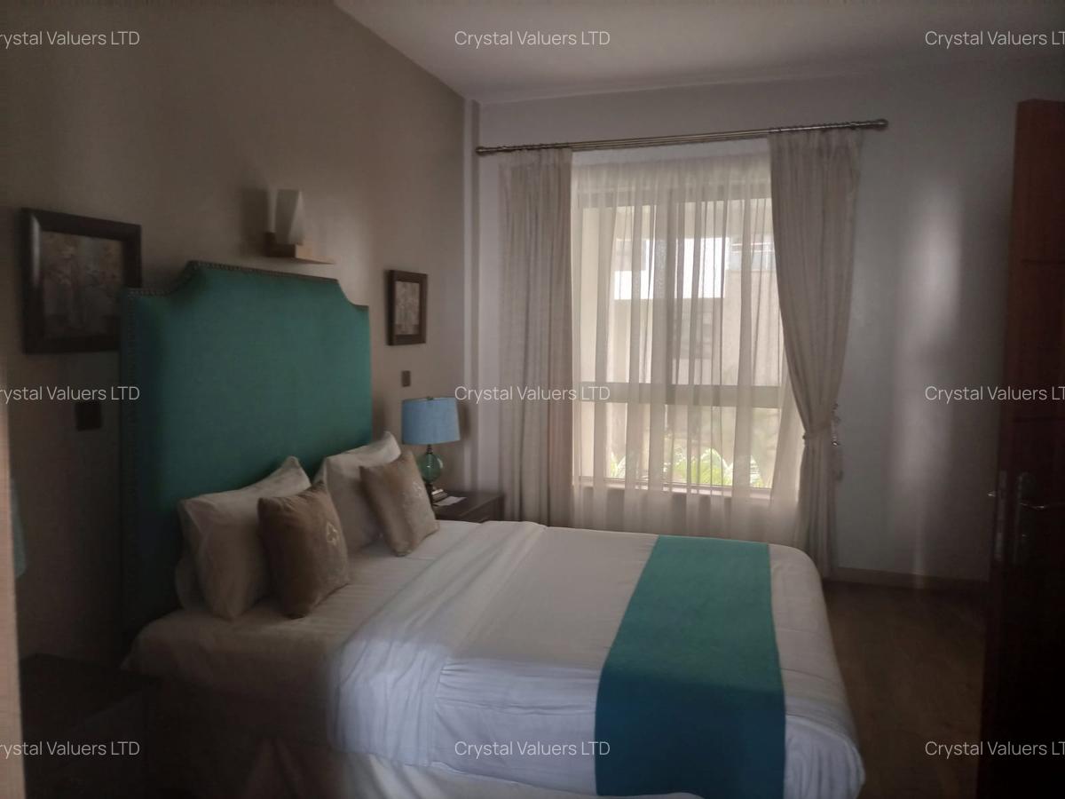 2 Bed Apartment with En Suite in Lavington - 2