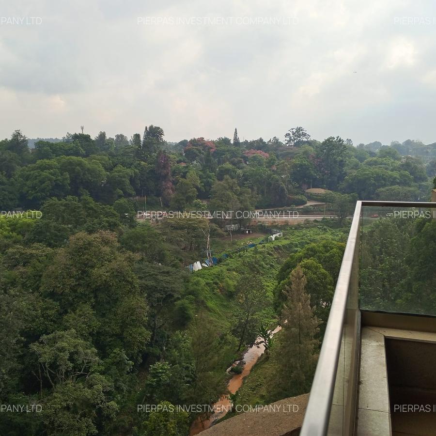 Serviced 3 Bed Apartment with En Suite in Parklands - 17