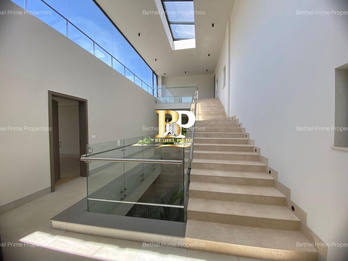 5 Bed Villa with En Suite at Grevillea Groove - 20