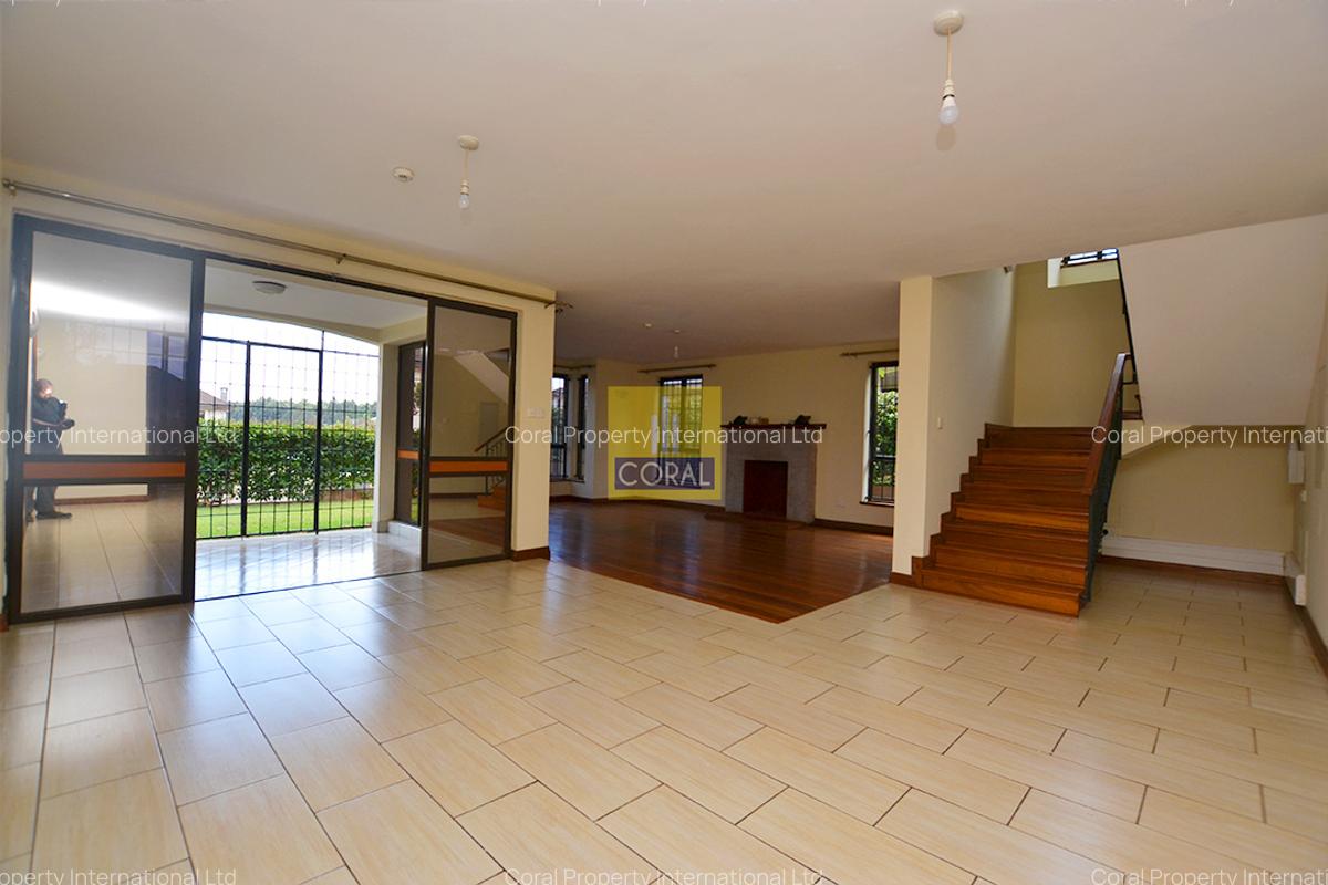 4 Bed House with Swimming Pool in Runda - 14