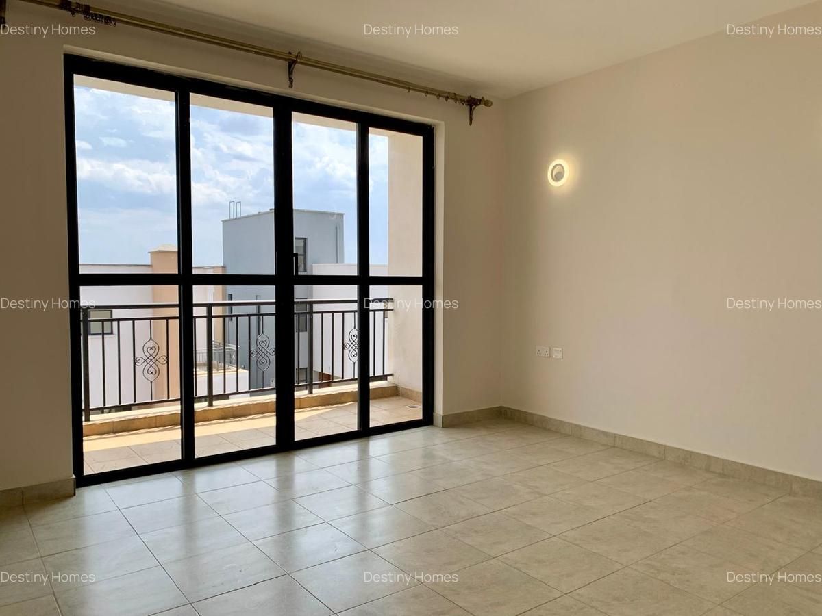 4 Bed Villa with En Suite in Mombasa Road - 4