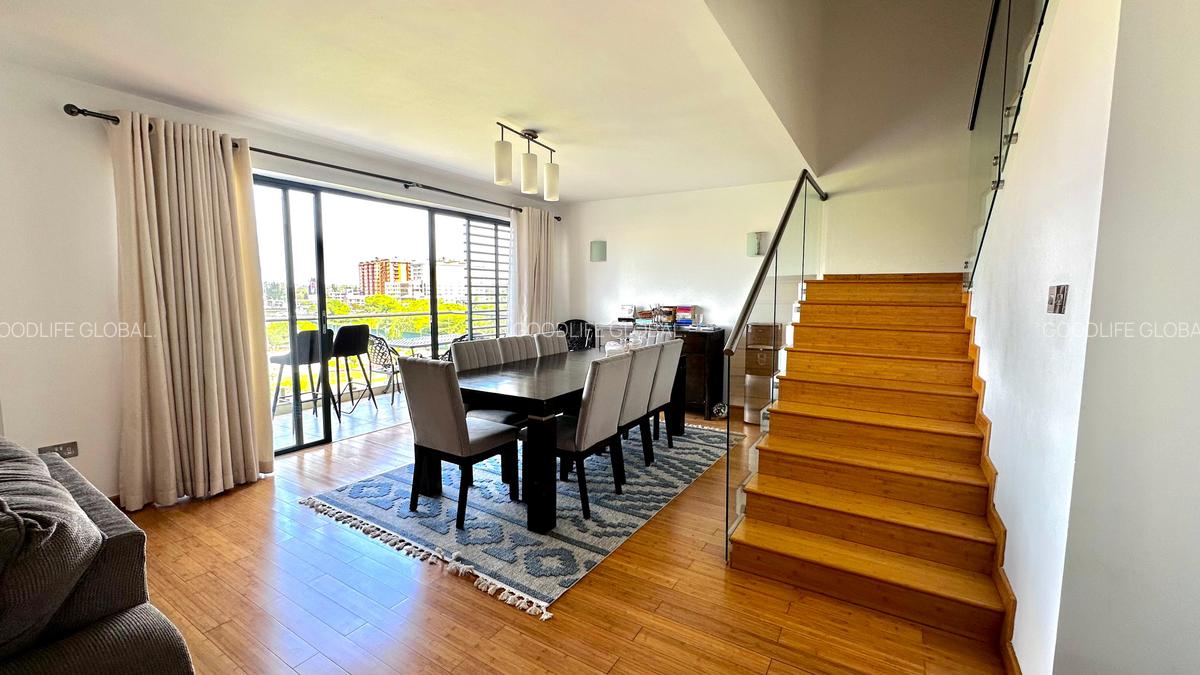 3 Bed Apartment with En Suite at Garden City Mall - 15