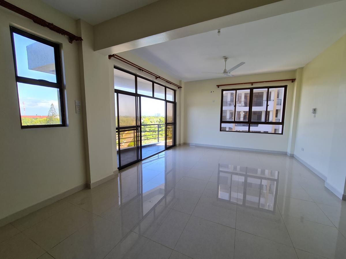 3 Bed Apartment with En Suite in Nyali Area - 9