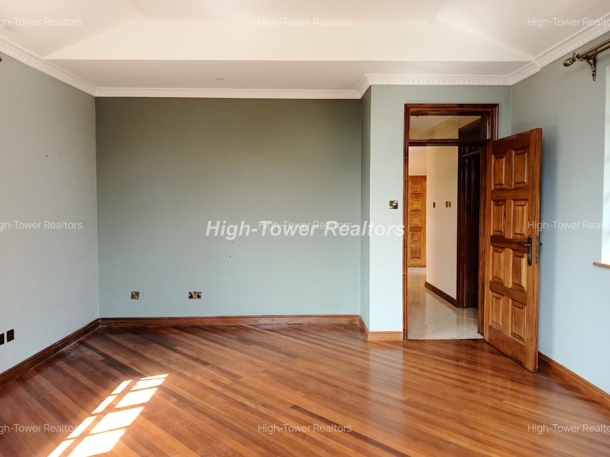 4 Bed House with En Suite in Karen - 11