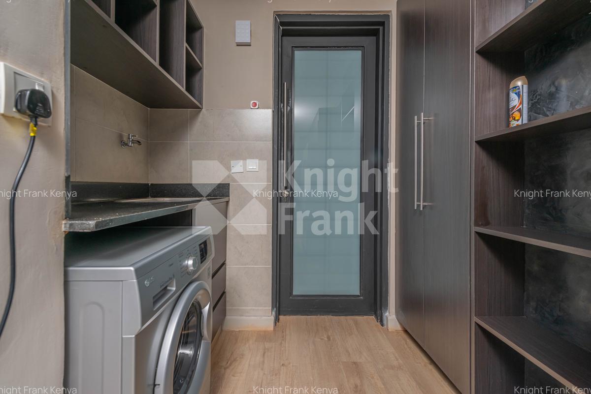 3 Bed Townhouse with En Suite at Runda Road - 12