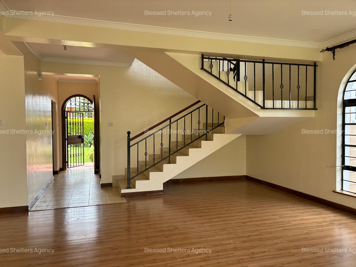4 Bed Villa with En Suite in Kiambu Road - 11