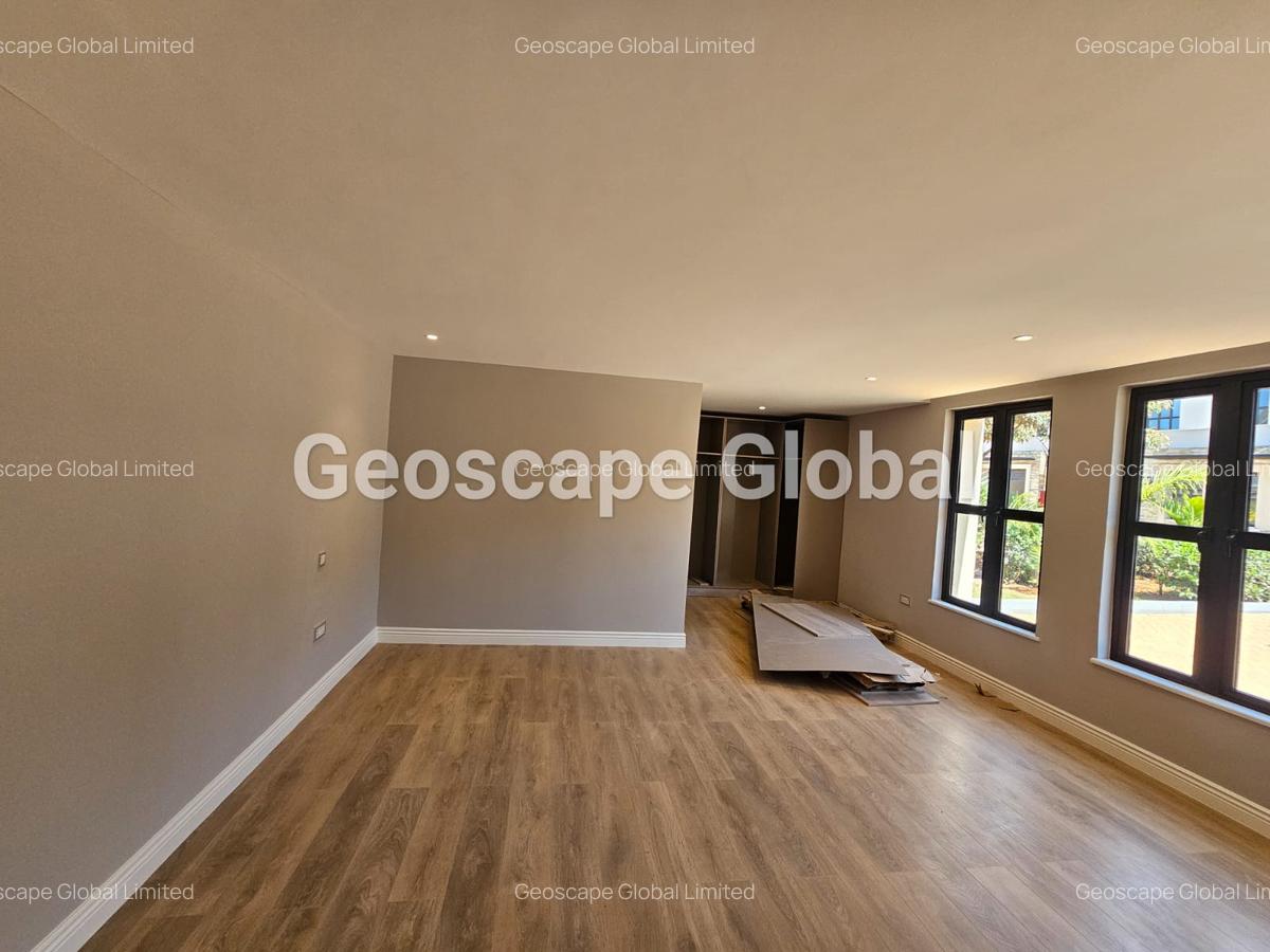 4 Bed Townhouse with En Suite in Runda - 16