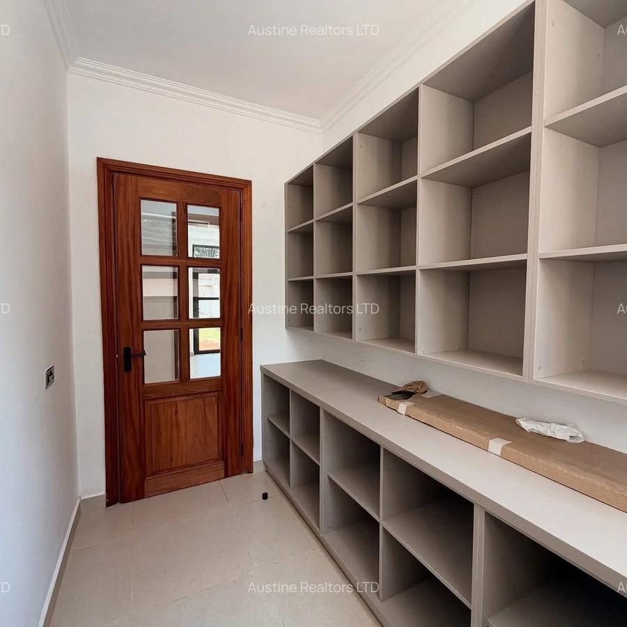 5 Bed Villa with En Suite in Karen - 7