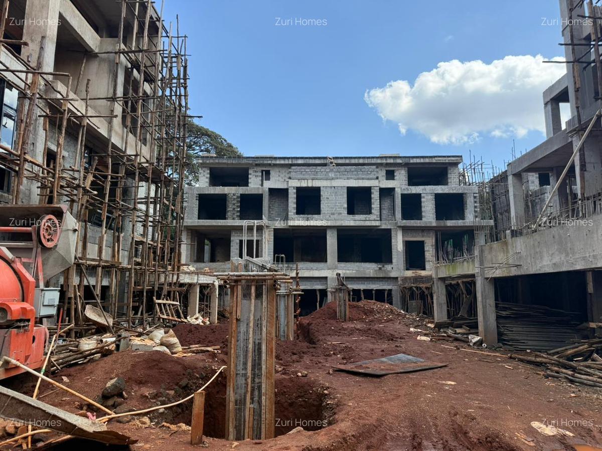5 Bed Townhouse with En Suite in Lavington - 10