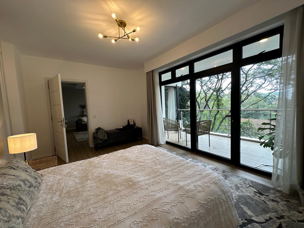 Serviced 2 Bed Apartment with En Suite in Lavington - 3