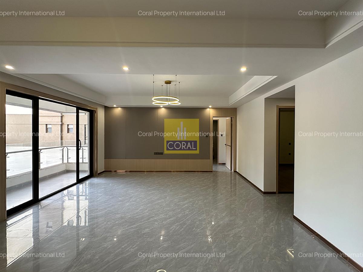 2 Bed Apartment in Riverside - 1