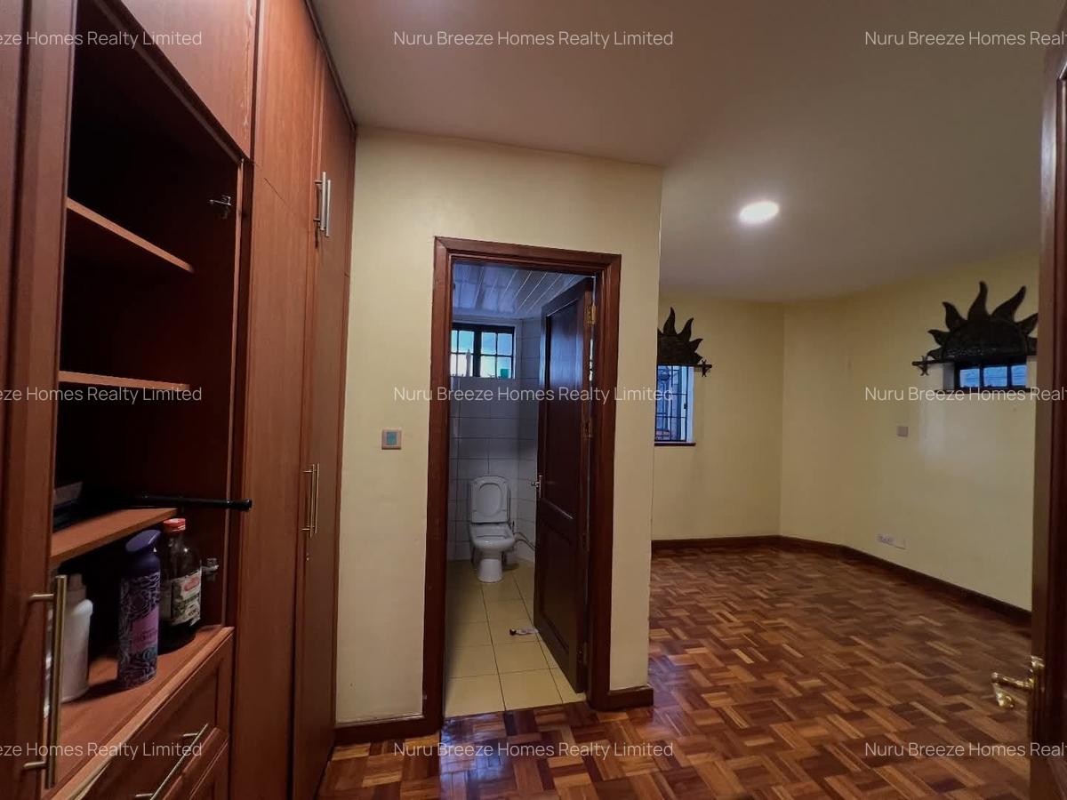 4 Bed Townhouse with En Suite in Westlands Area - 19