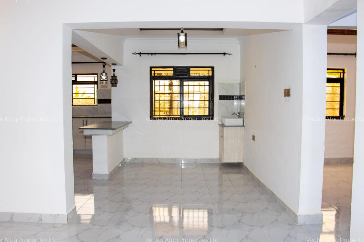 4 Bed House with En Suite at Yukos - 6