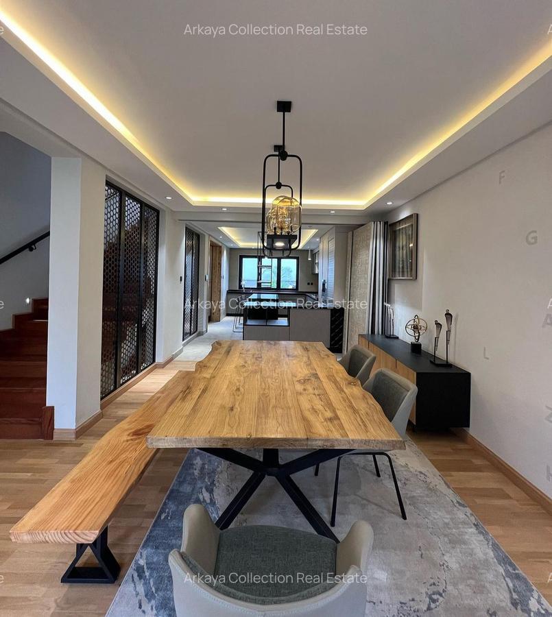 5 Bed Townhouse with En Suite in Lavington - 2