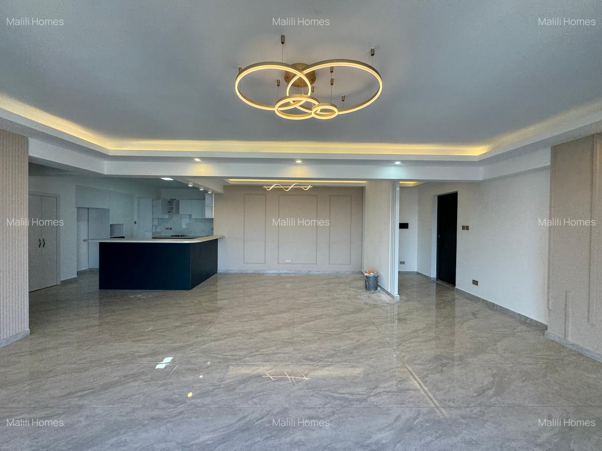 4 Bed Apartment in Kilimani - 3