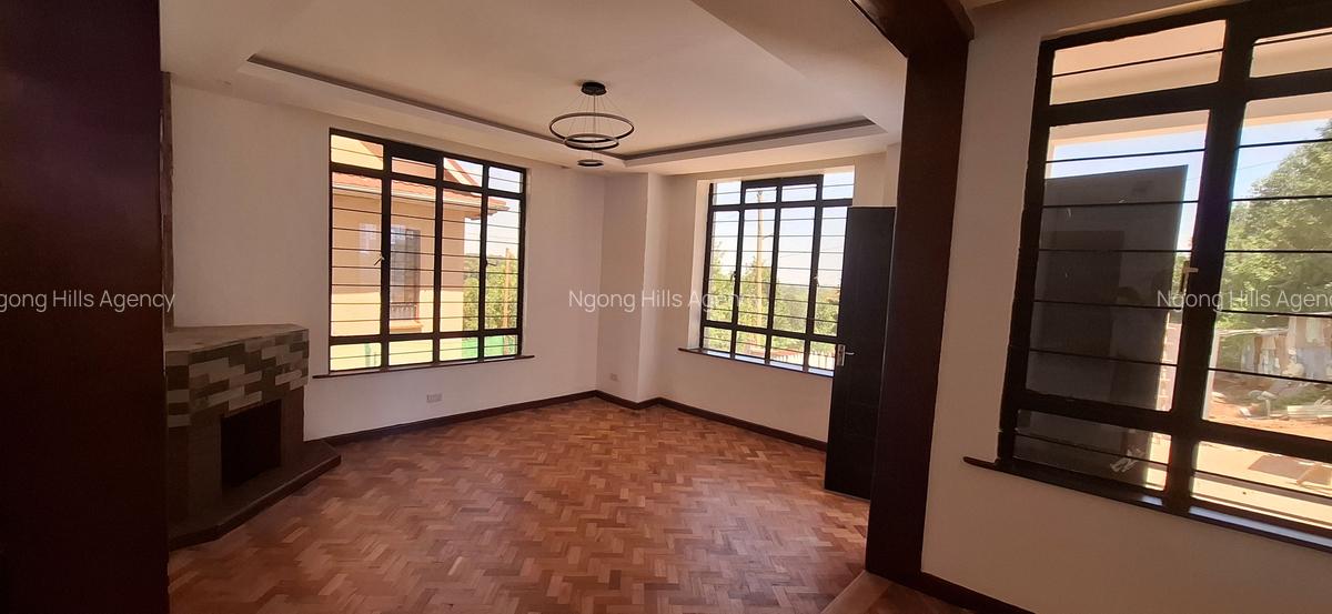 5 Bed Townhouse with En Suite in Ngong - 3