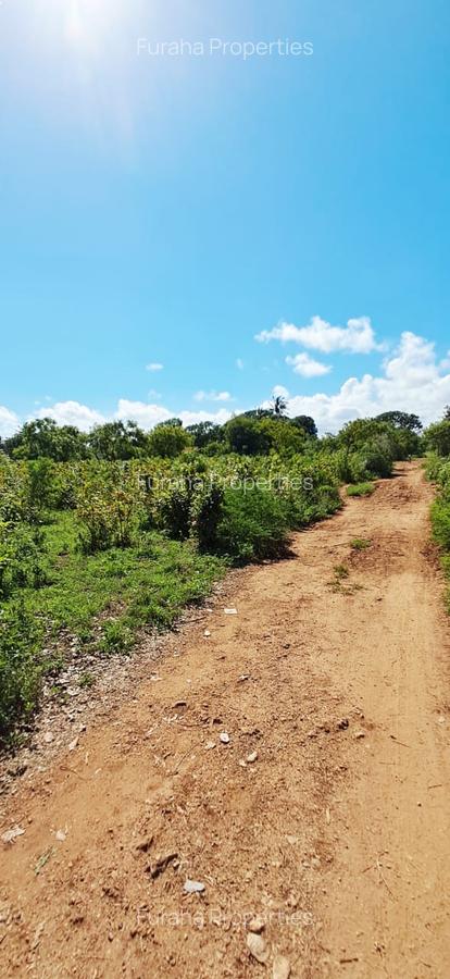 Land in Kikambala - 9