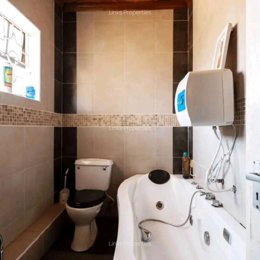 5 Bed Townhouse with En Suite at St.mary Road - 3