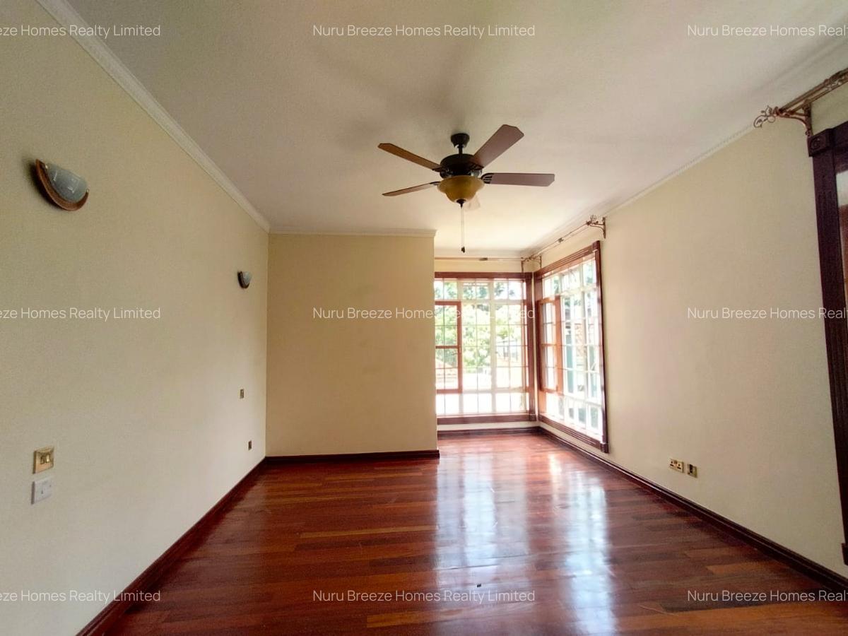 4 Bed Townhouse with En Suite in Kyuna - 6