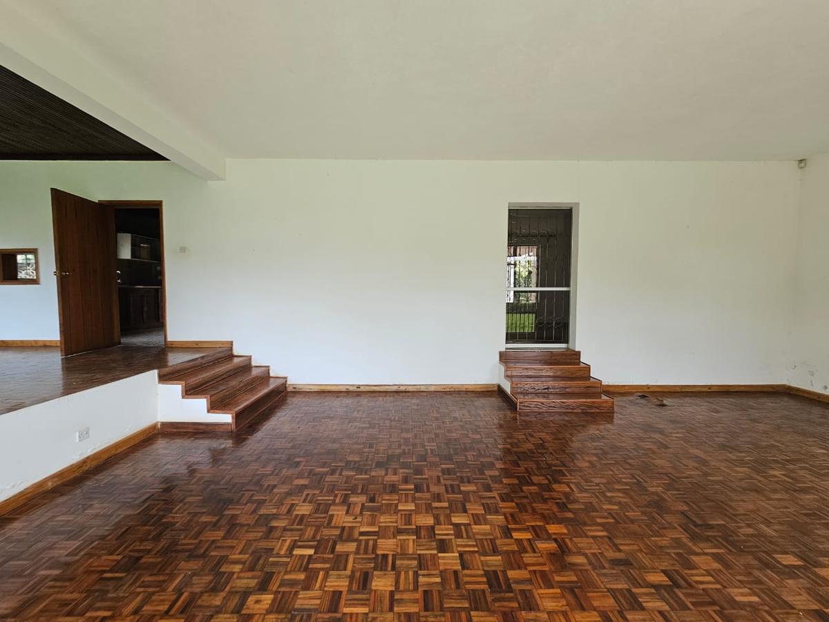 Commercial Property with Service Charge Included in Loresho - 6